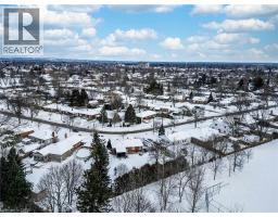 20 HILLIER Crescent - 48