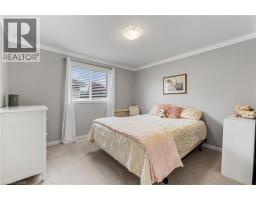 153 PORCHLIGHT Drive - 32