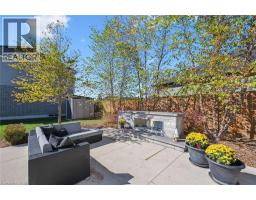 8 GRIFFITH Court - 38