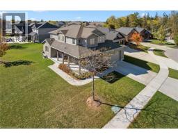 8 GRIFFITH Court - 42