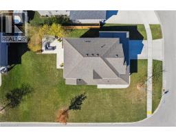 8 GRIFFITH Court - 43