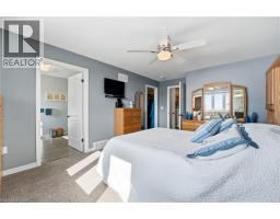 210 KROTZ Street W - 25