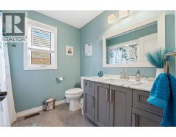 210 KROTZ Street W - 28