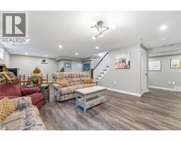 210 KROTZ Street W - 31