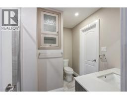 243 KING Street E - 21