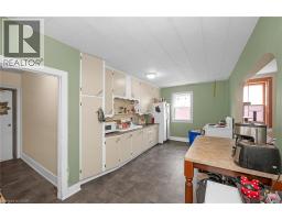 122 KING Street - 24