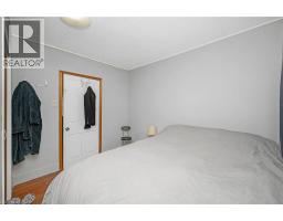 122 KING Street - 43