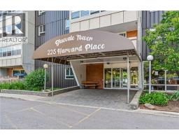 225 HARVARD Place UnitNo. 611 - 3