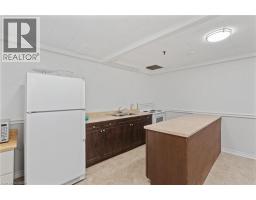 225 HARVARD Place UnitNo. 611 - 41