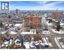 10 ELLEN Street E UnitNo. 107 - 45