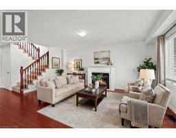 256 CHARLOTTA Street - 16