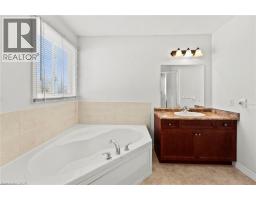 256 CHARLOTTA Street - 27