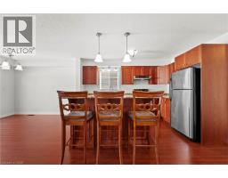 256 CHARLOTTA Street - 8