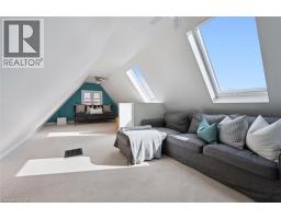 63 CLAREMONT Avenue - 25