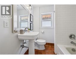 63 CLAREMONT Avenue - 28