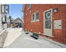 63 CLAREMONT Avenue - 35