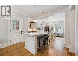 63 BLENHEIM Road - 16