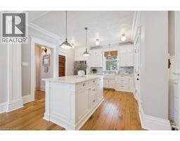 63 BLENHEIM Road - 17