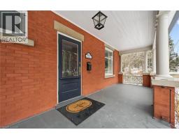 63 BLENHEIM Road - 4