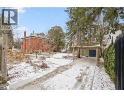 63 BLENHEIM Road - 43