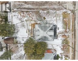 63 BLENHEIM Road - 45