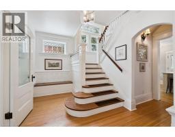 63 BLENHEIM Road - 6