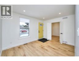2 ESSON Street - 10
