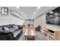 10 ROSSFORD Crescent - 26