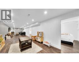 10 ROSSFORD Crescent - 28