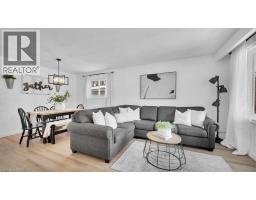 10 ROSSFORD Crescent - 5