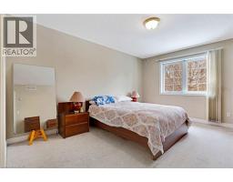 25 BANKSIDE Drive UnitNo. 2 - 21