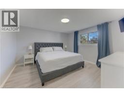 198 THE COUNTRY Way - 11