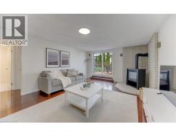 198 THE COUNTRY Way - 18