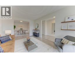 198 THE COUNTRY Way - 6