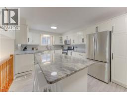 198 THE COUNTRY Way - 9