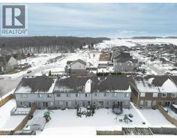 8 RENFREW Street - 37