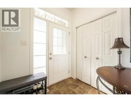 8 RENFREW Street - 9