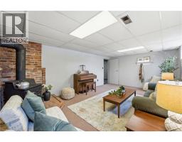 347 CLARENDON Drive - 20