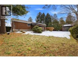 347 CLARENDON Drive - 25