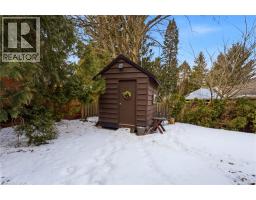 347 CLARENDON Drive - 27