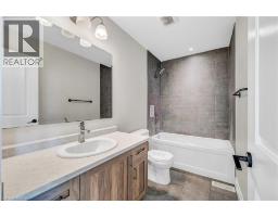 47 PONDCLIFFE Drive - 22