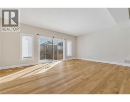 47 PONDCLIFFE Drive - 9