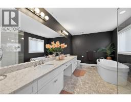 66 SEXTON Crescent - 31