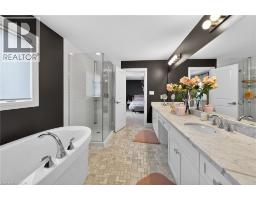 66 SEXTON Crescent - 33