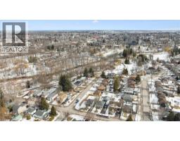 197 BUTLER Street - 35