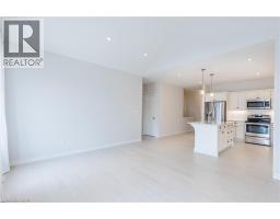 16 RENAISSANCE Drive - 11