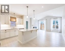 16 RENAISSANCE Drive - 4