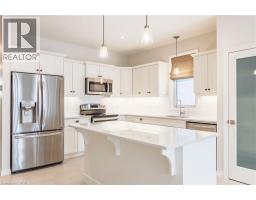 16 RENAISSANCE Drive - 6