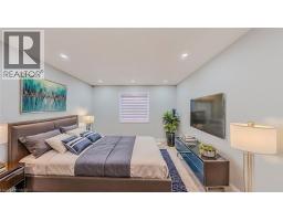 133 WAKE ROBIN Drive - 18