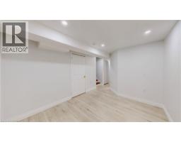 133 WAKE ROBIN Drive - 41